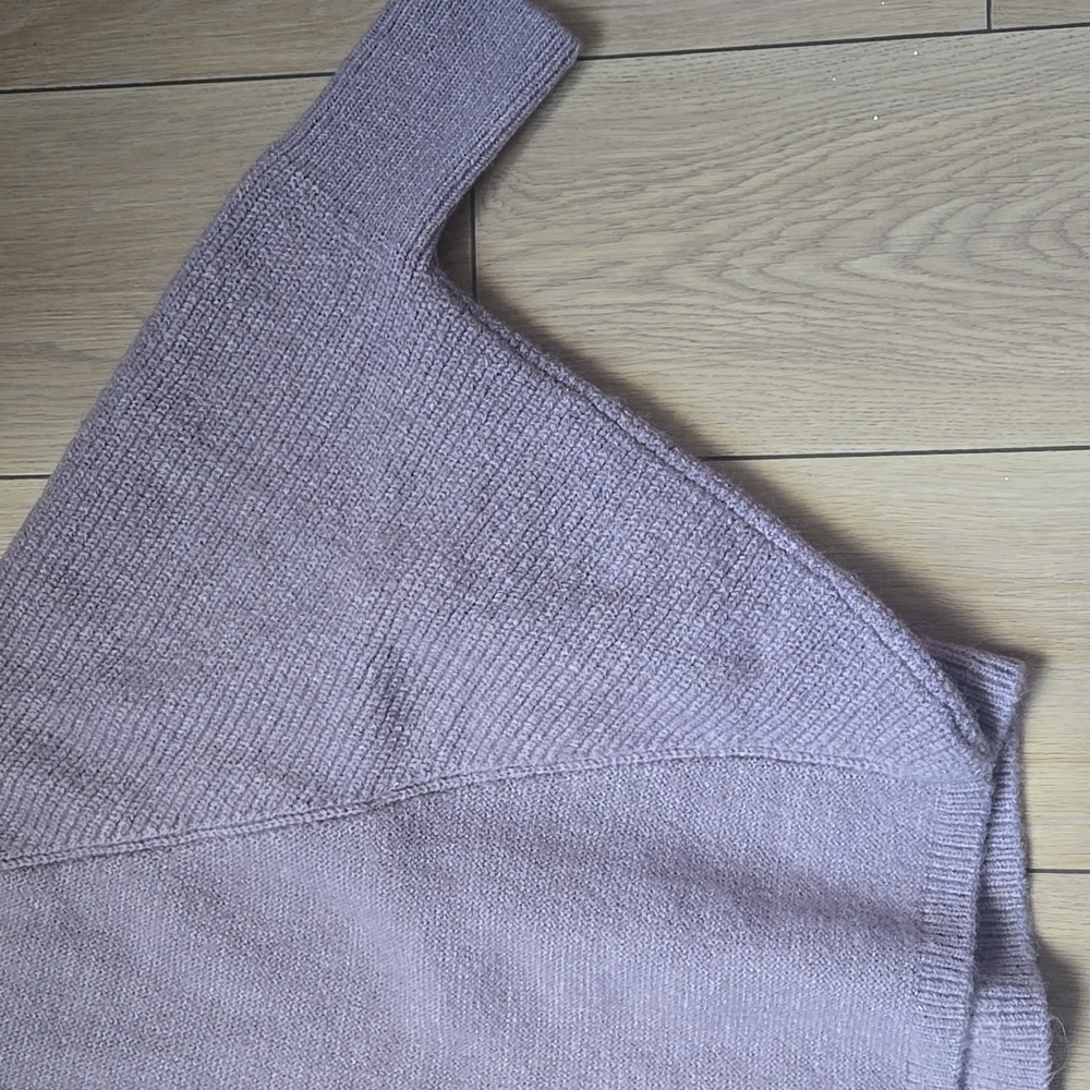 NWT Lavender Hooded Knit Cape One Size - Picture 3 of 8